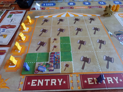 The Grand Carnival. Primer día: domingo.